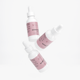 Sérum Facial de Retinol y Péptidos de Ivalro: dos frascos en ángulo sobre fondo claro
