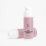 Sérum de Niacinamida 10% de Ivalro: frasco de pie junto a otro tumbado